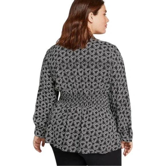 Lane Bryant Black White Chain Link Print Faux Wrap Long Sleeve Blouse Top - Picture 2 of 8